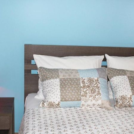 Souzana Rooms Nea Plagia Bagian luar foto