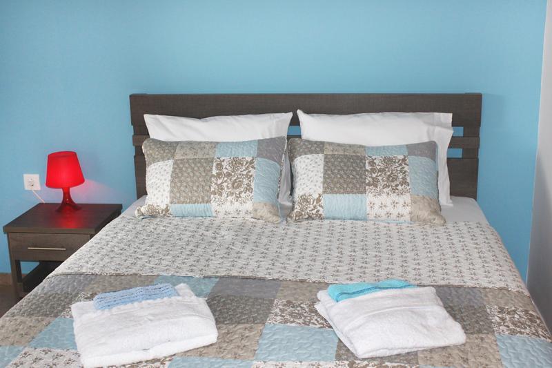 Souzana Rooms Nea Plagia Bagian luar foto