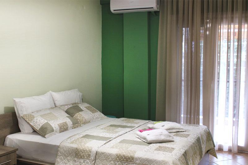 Souzana Rooms Nea Plagia Bagian luar foto